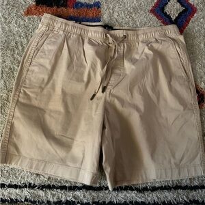 Men’s Gap shorts